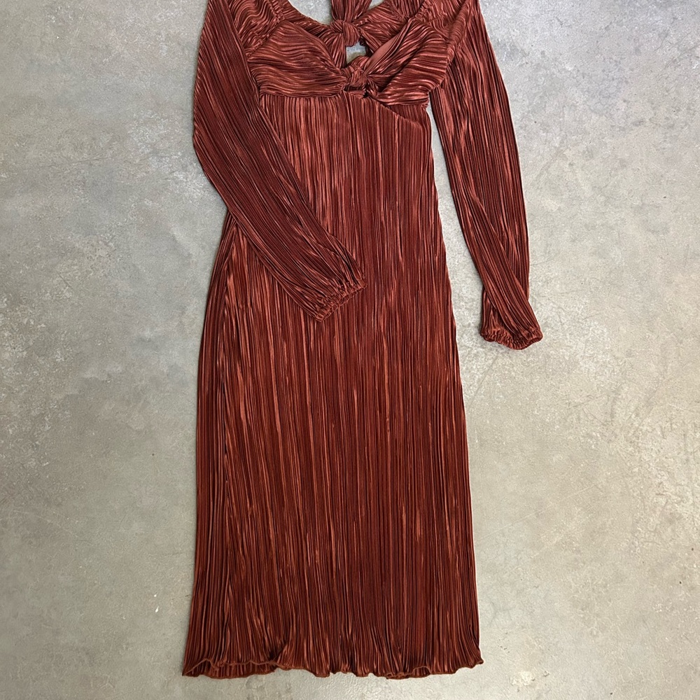 Elegant Rust Pleated Dress